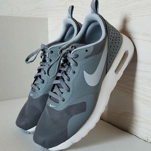 Nike Air Max Tavas